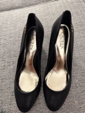 Lauren Ralph Lauren Black Pumps with Metallic Gold Insole
